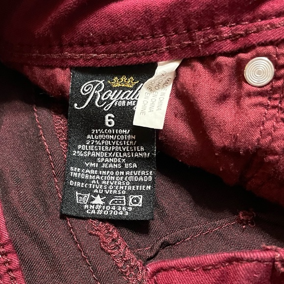 2/$20 Burgundy Jeans Size 6 - Picture 4 of 7